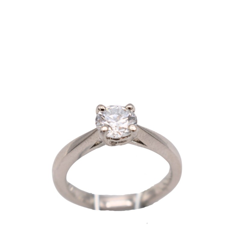 Bague en or blanc et diamant de synthese - bijouterie haillot la seyne sur mer