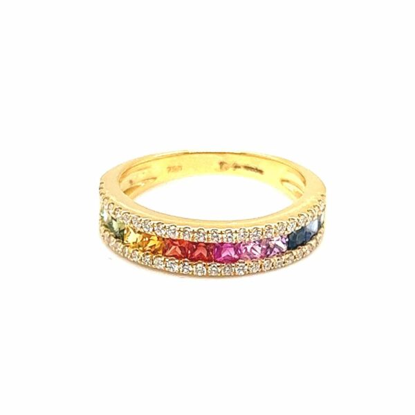 Bague en or jaune de la collection Rainbow de Paris Vendome avec des saphirs et diamants